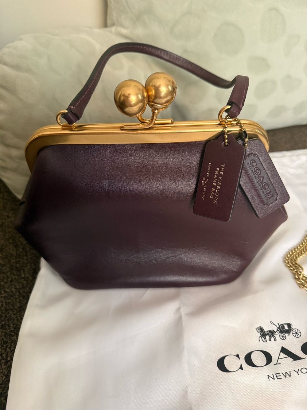 Coach Kisslock 16 Small Leather Frame Bag in Port..EUC! - Picture 8 of 8